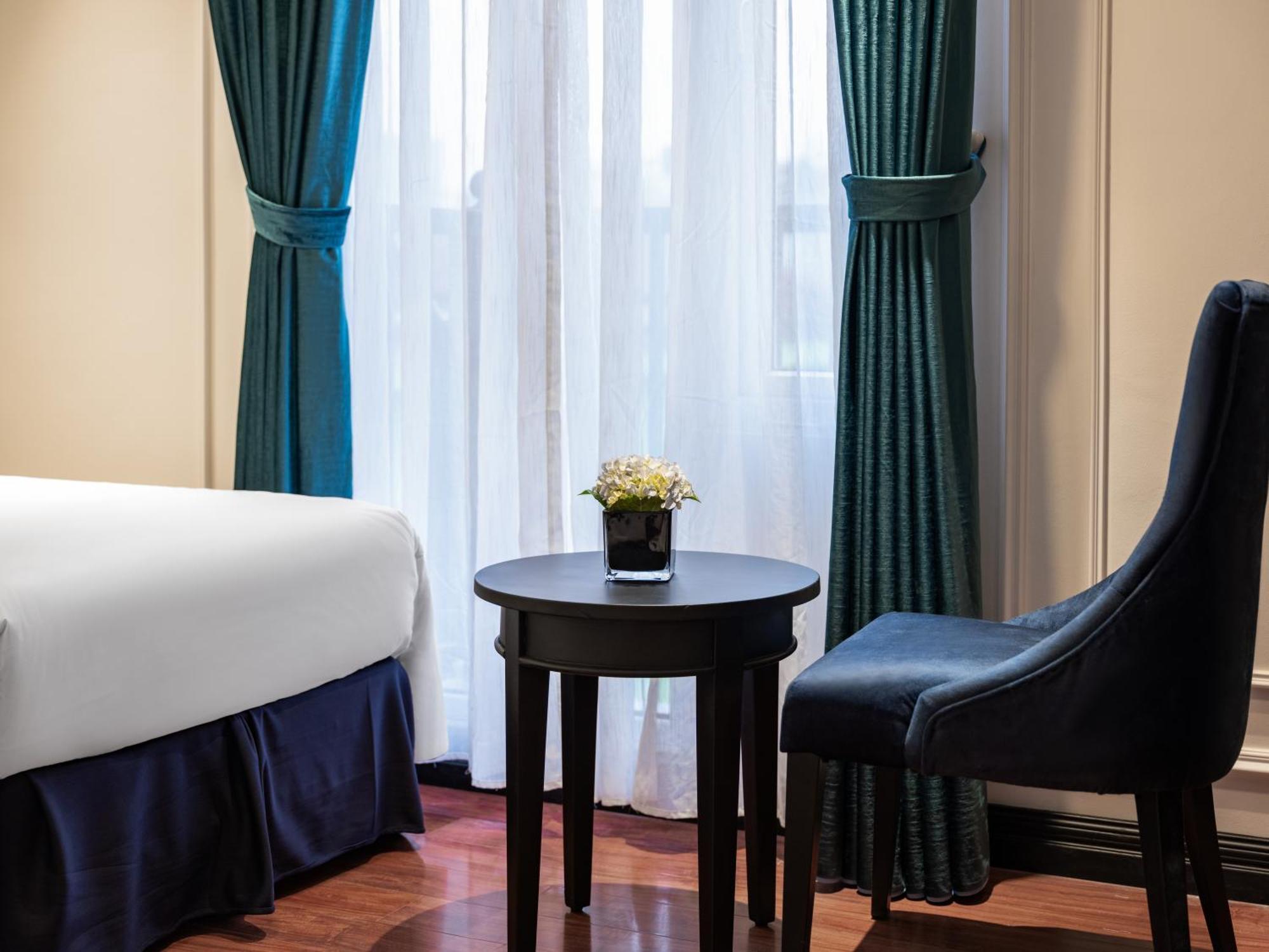 The Flower Boutique Hotel & Travel 하노이 외부 사진